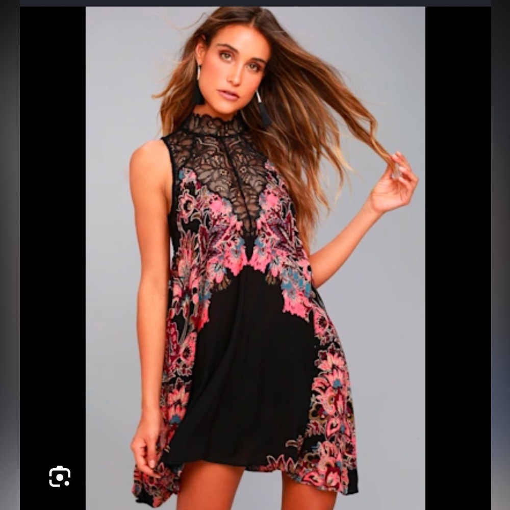 Free People Marsha black floral lace-neck mini slip dress- Small